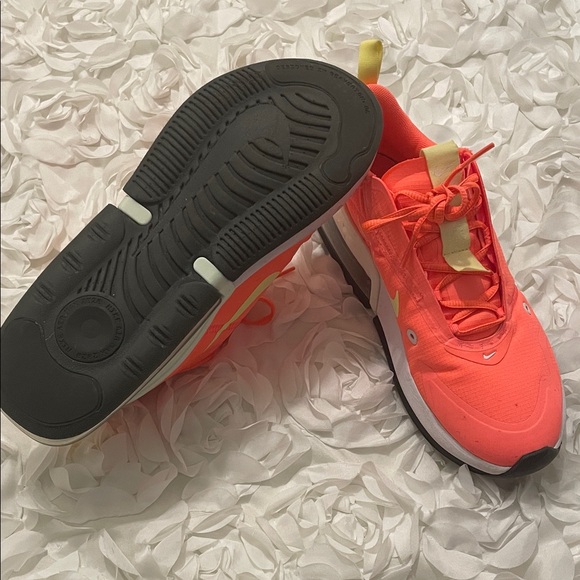 Nike Women's Vibrant Orange Sneakers - Picture 3 of 5